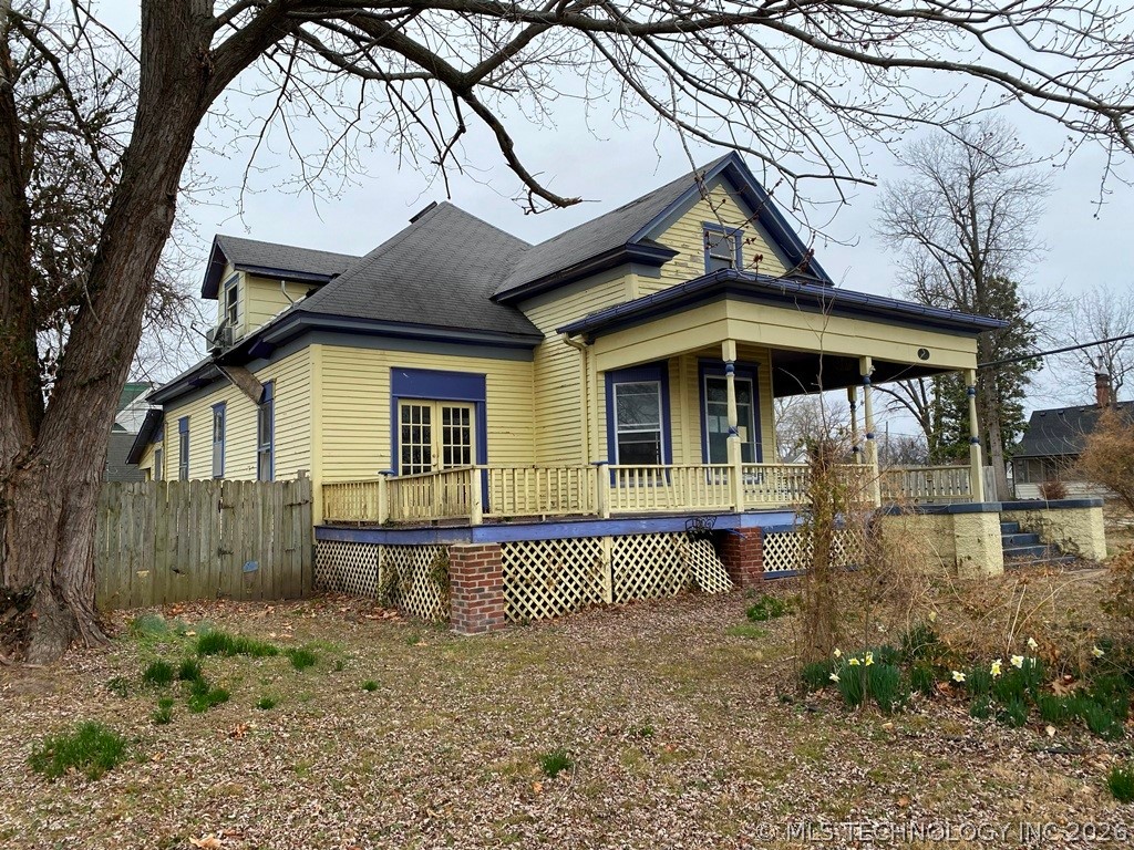 4 E Sw Property Photo 30