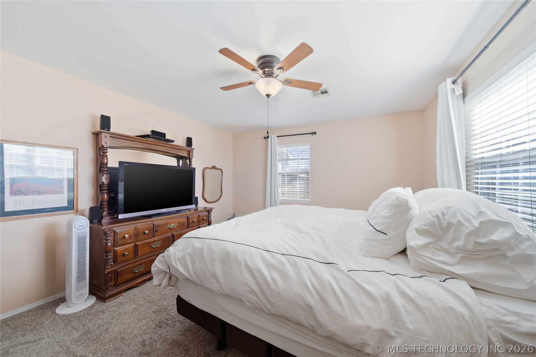 210 S Whittington Street Property Photo 20