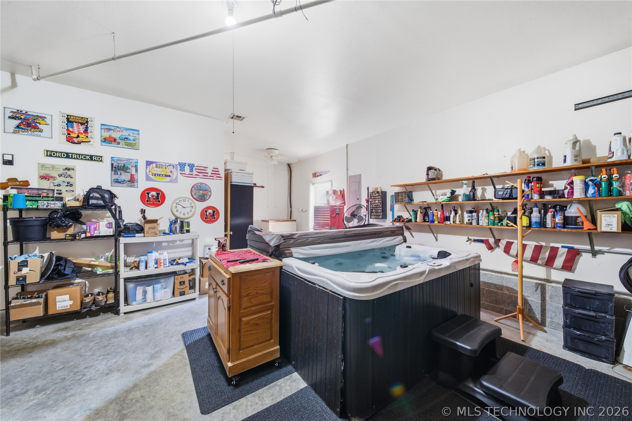 210 S Whittington Street Property Photo 30