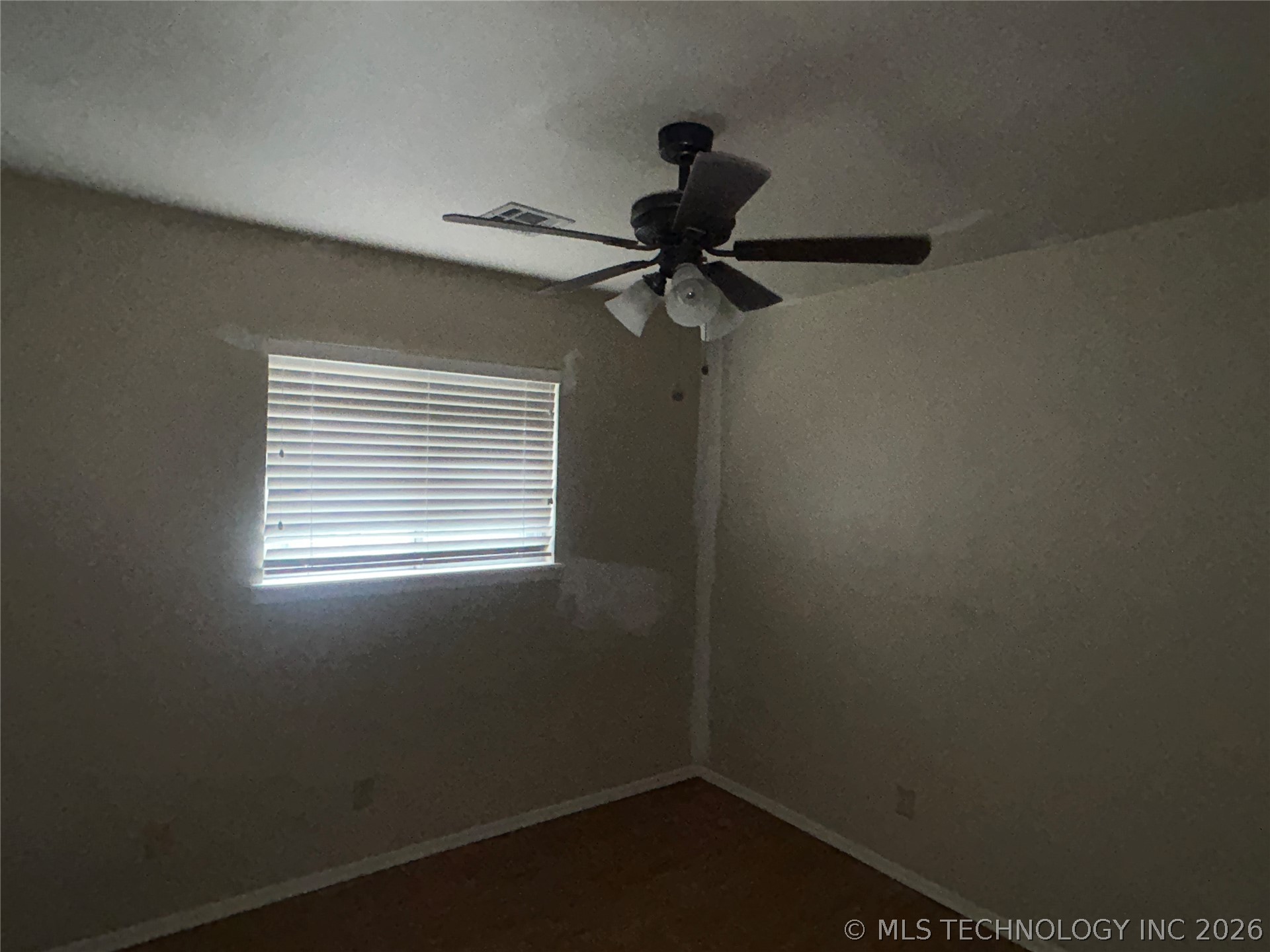 4009 S 90th East Avenue Property Photo 9