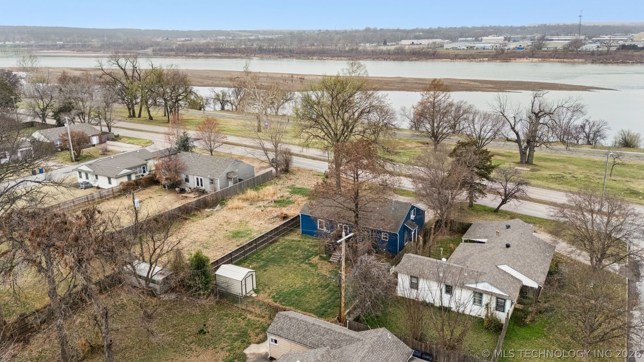 4243 Riverside Drive Property Photo 29