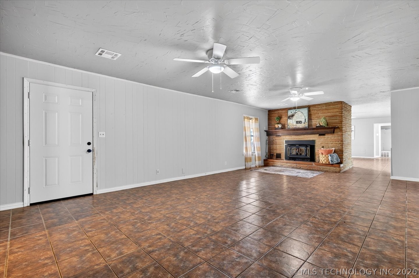 9777 Ew 23 Road Property Photo 6