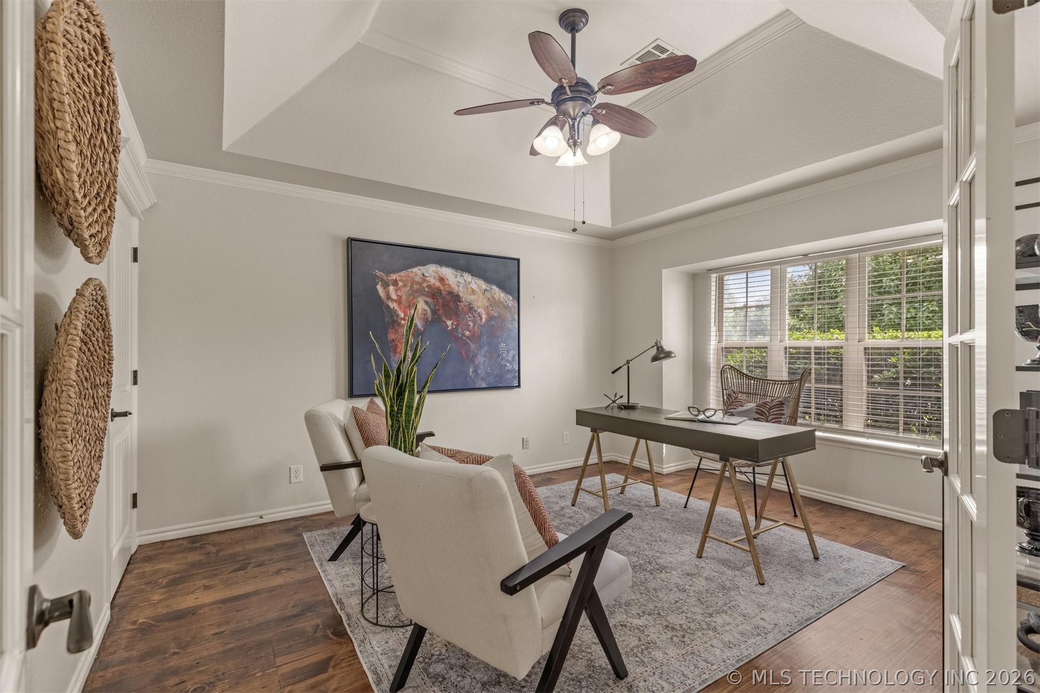 14550 S Urbana Court Property Photo 4