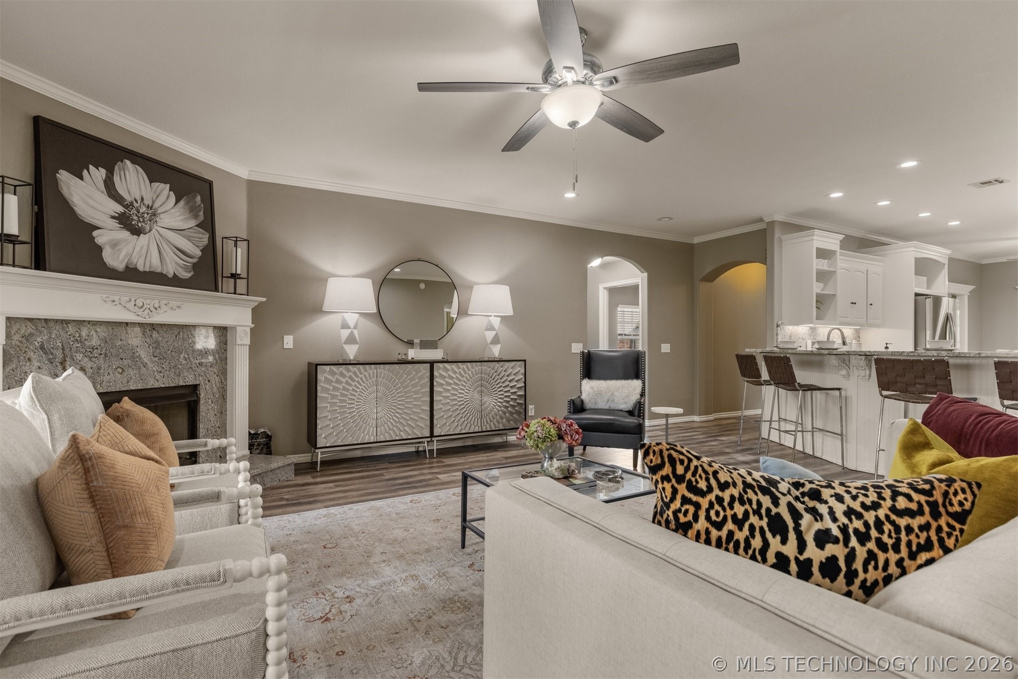 14550 S Urbana Court Property Photo 8