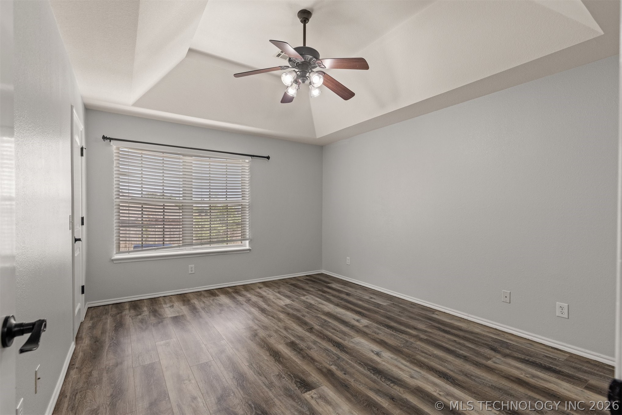 14550 S Urbana Court Property Photo 30