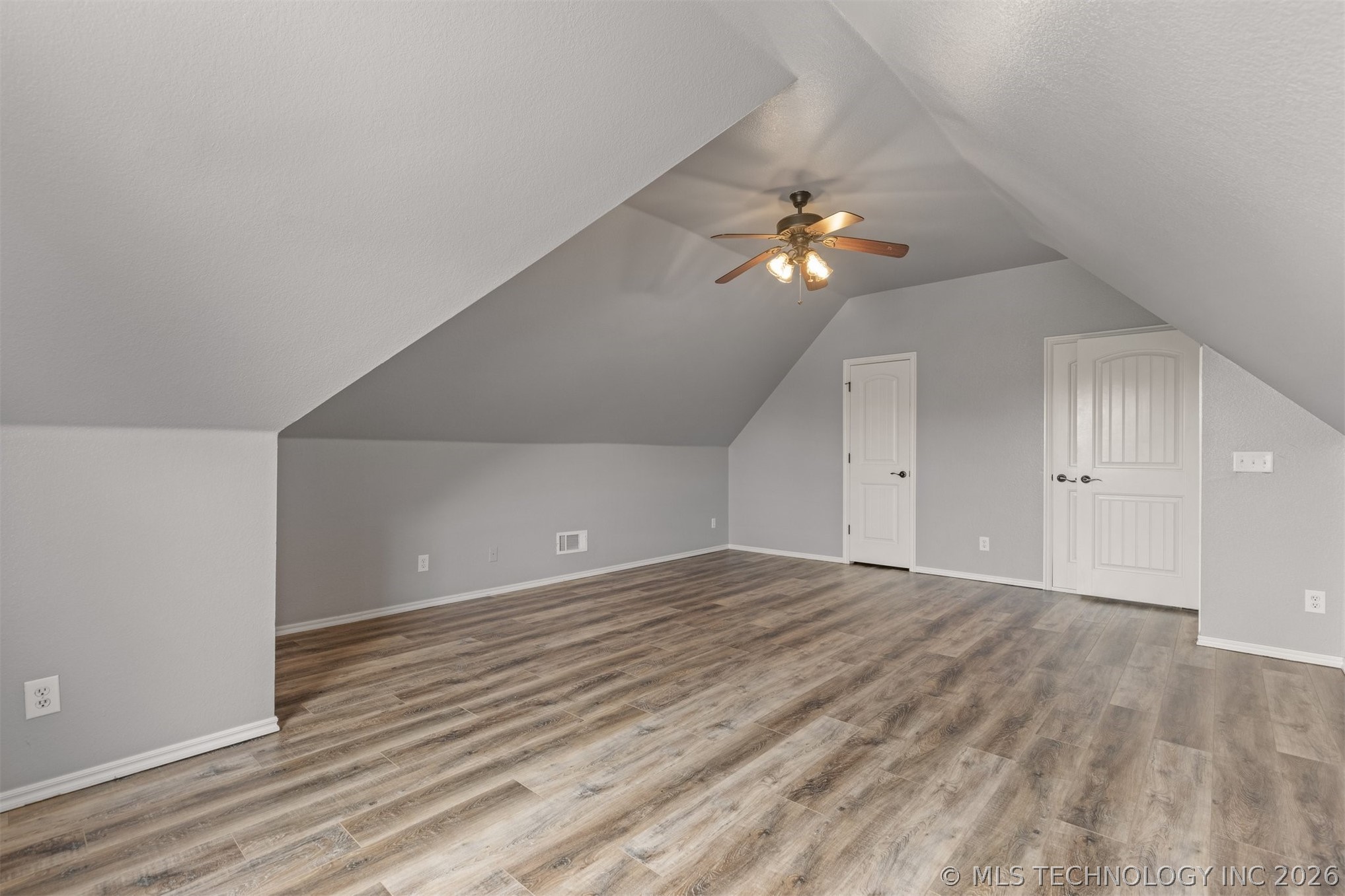 14550 S Urbana Court Property Photo 35