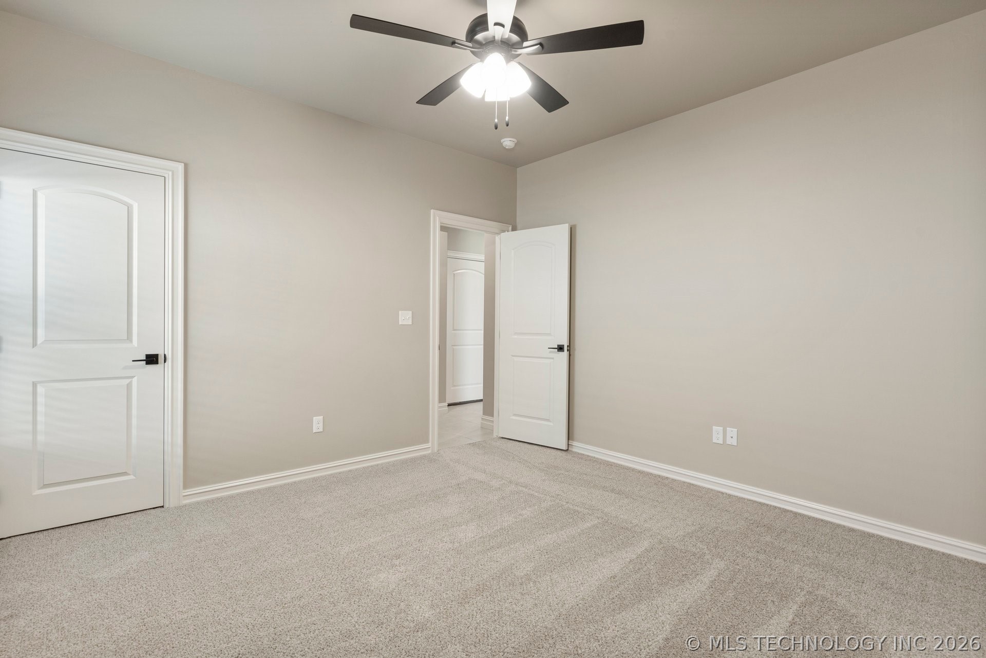 14272 S Delaware Place S Property Photo 43