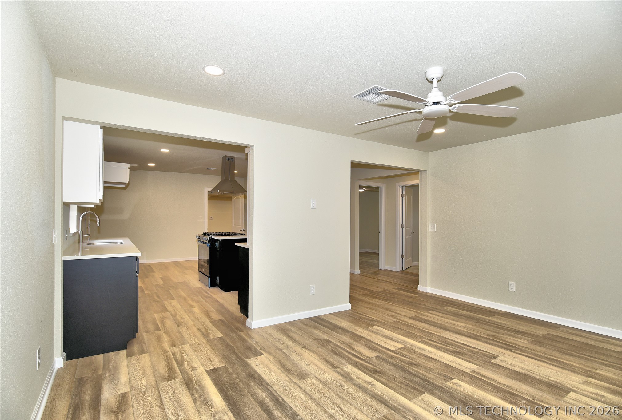 4769 S Boston Avenue Property Photo 8
