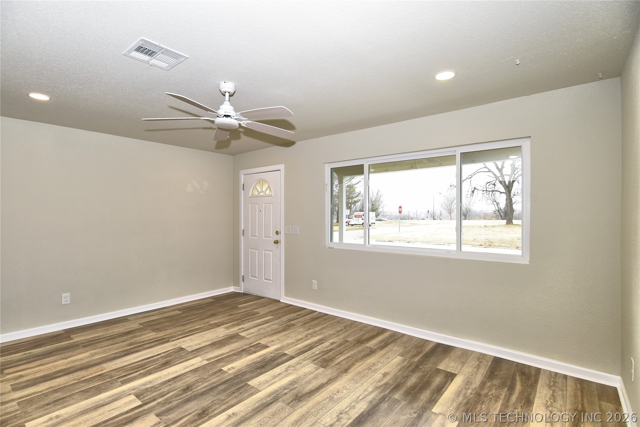 4769 S Boston Avenue Property Photo 9
