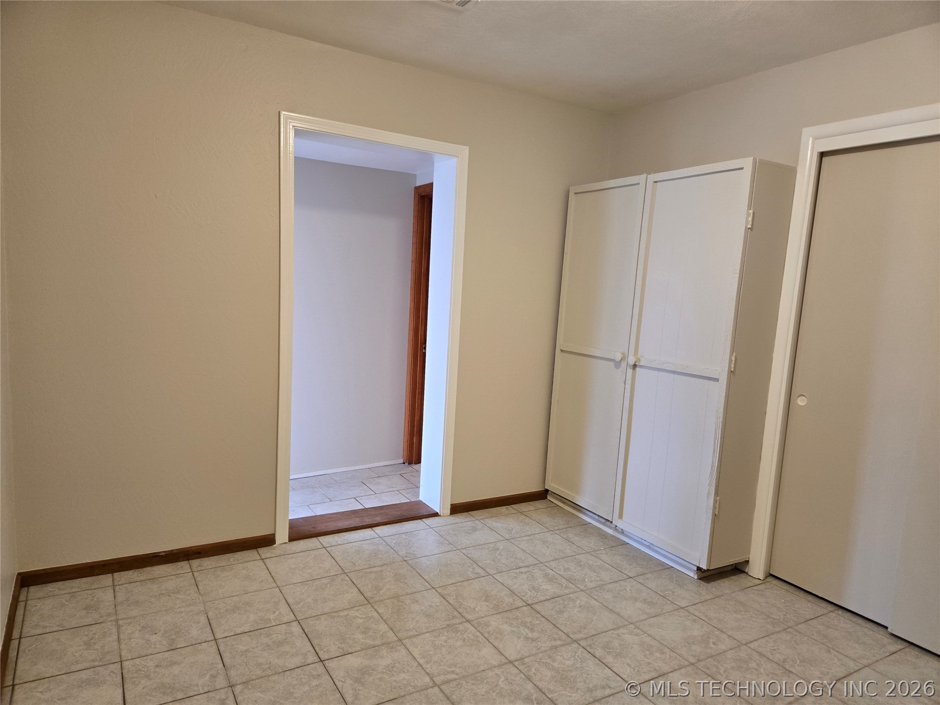332 Ne Meadowlark Avenue Property Photo 25
