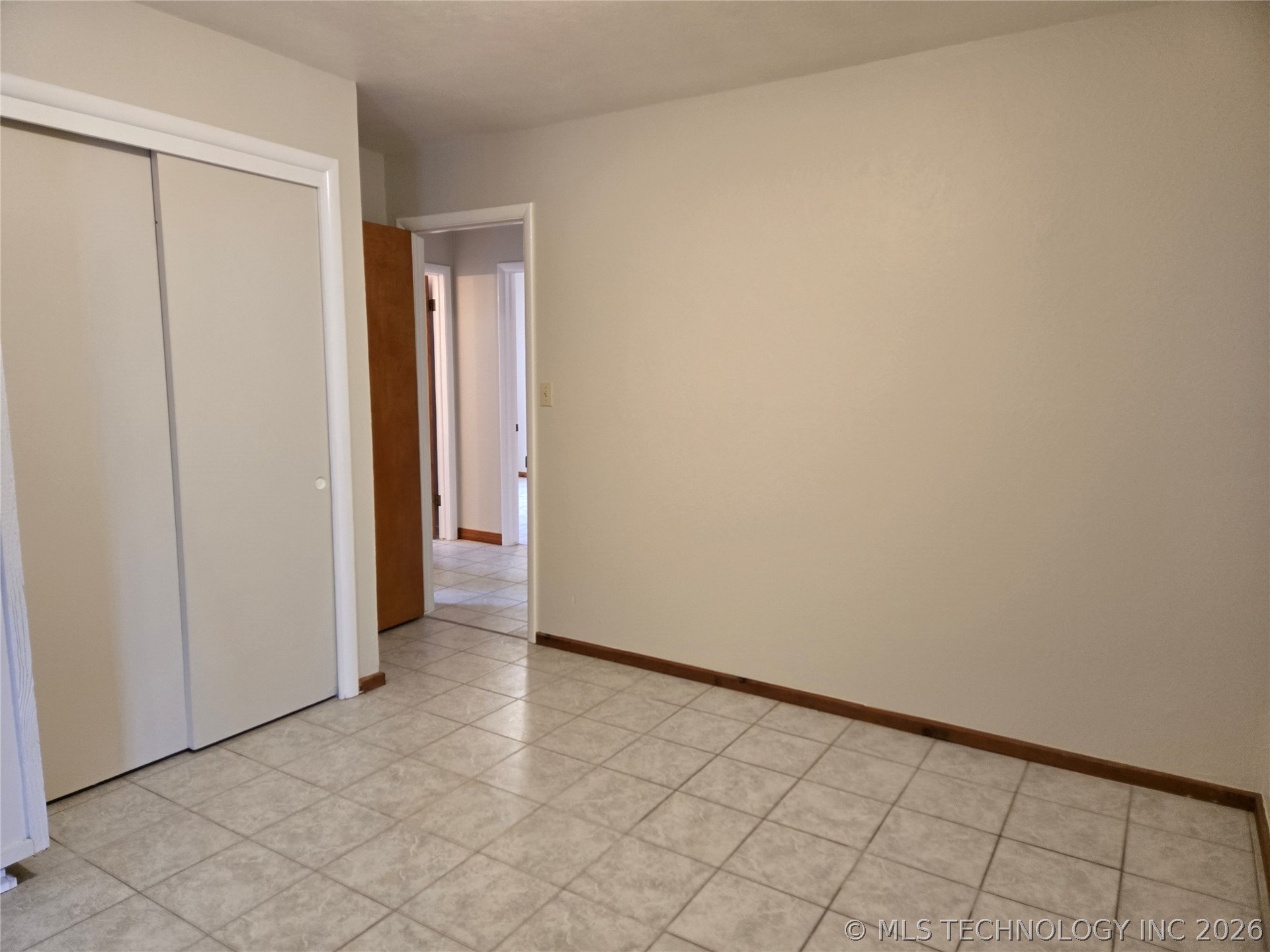 332 Ne Meadowlark Avenue Property Photo 26