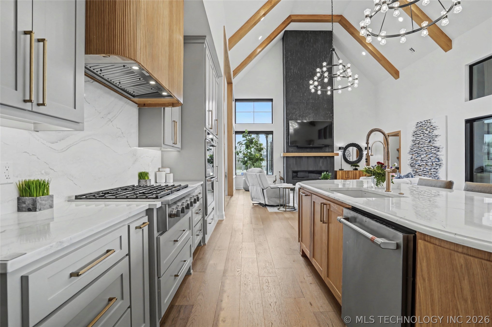 7303 E College Street Property Photo 43