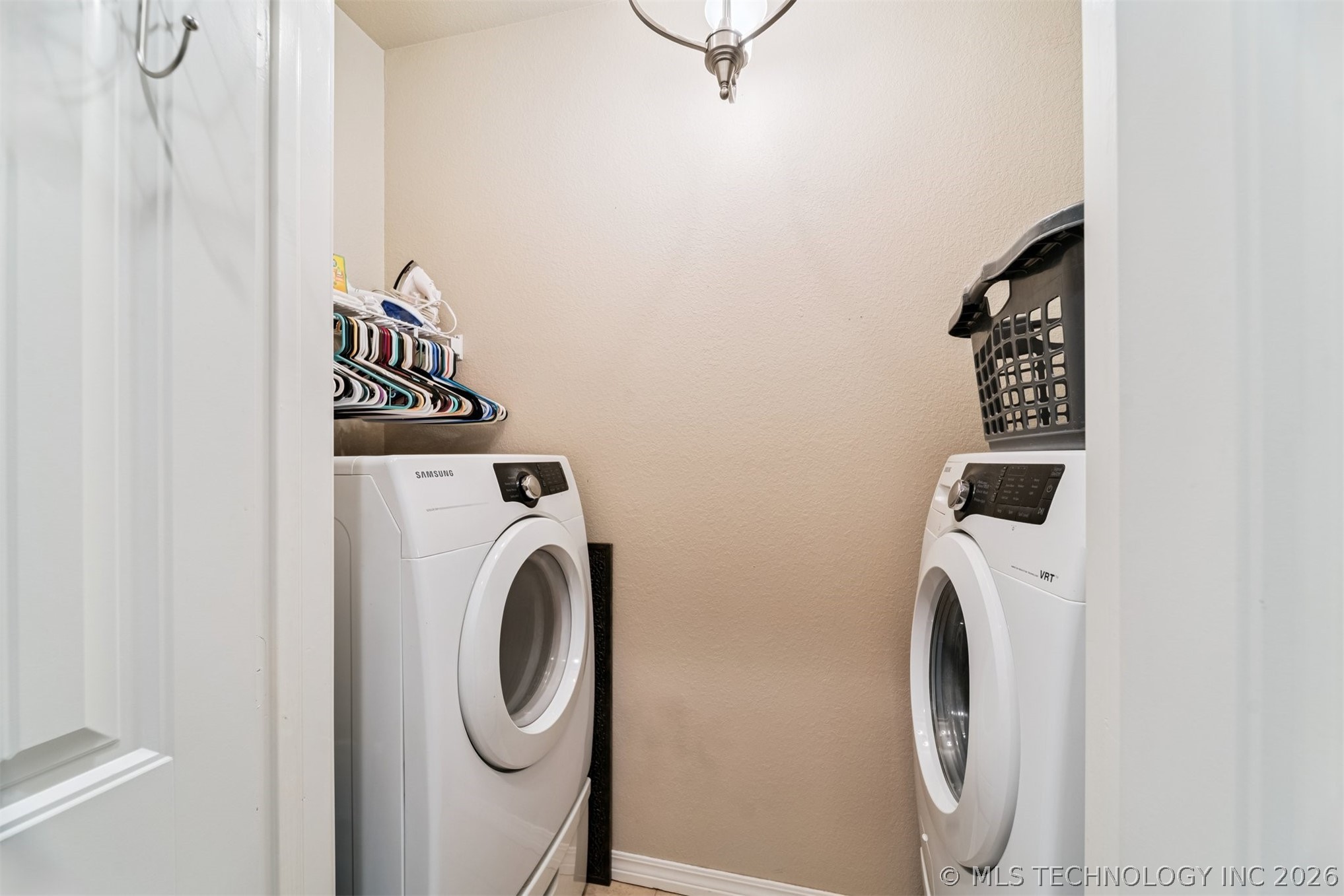 5011 W Birmingham Place Property Photo 8