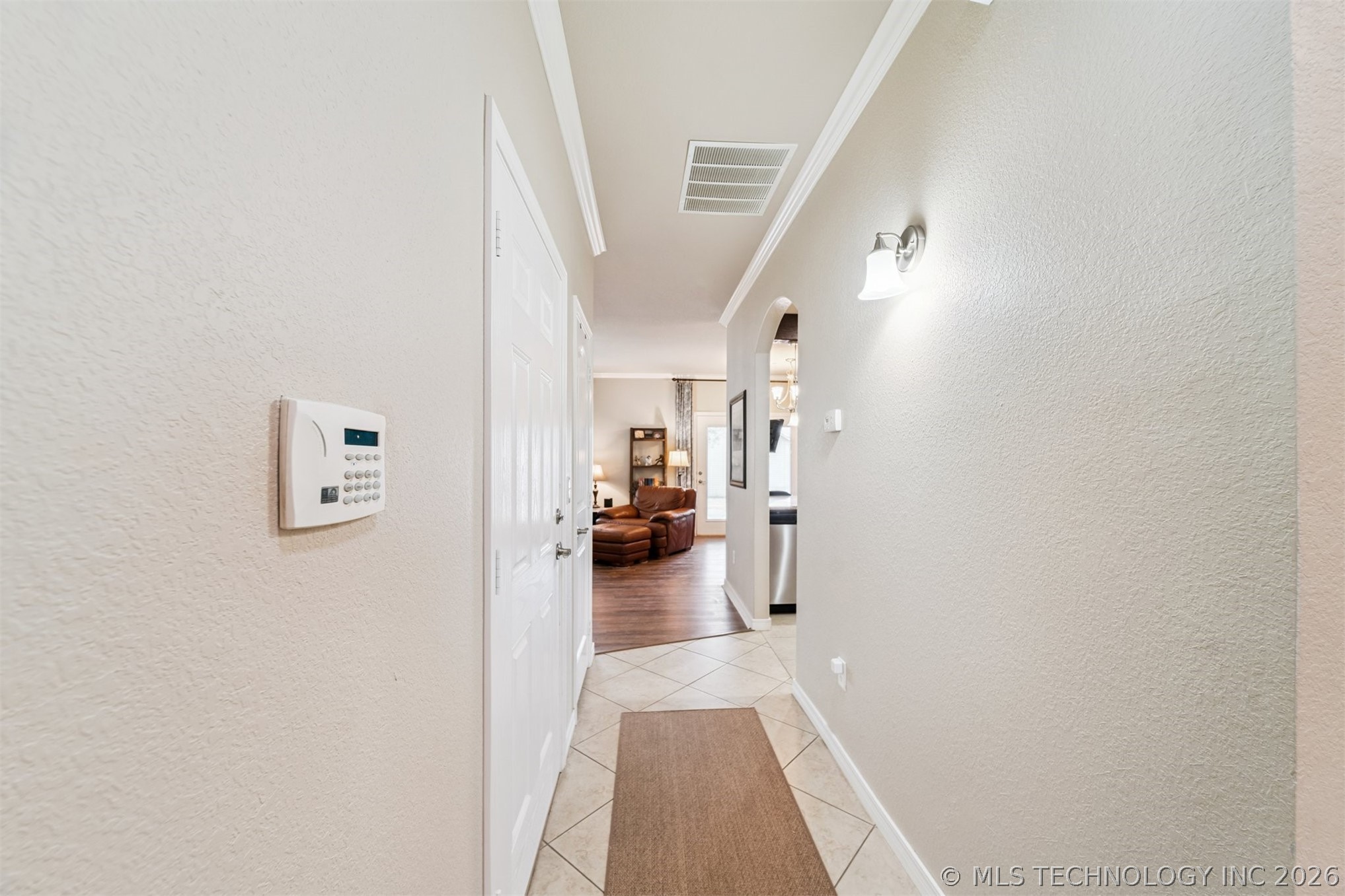 5011 W Birmingham Place Property Photo 9