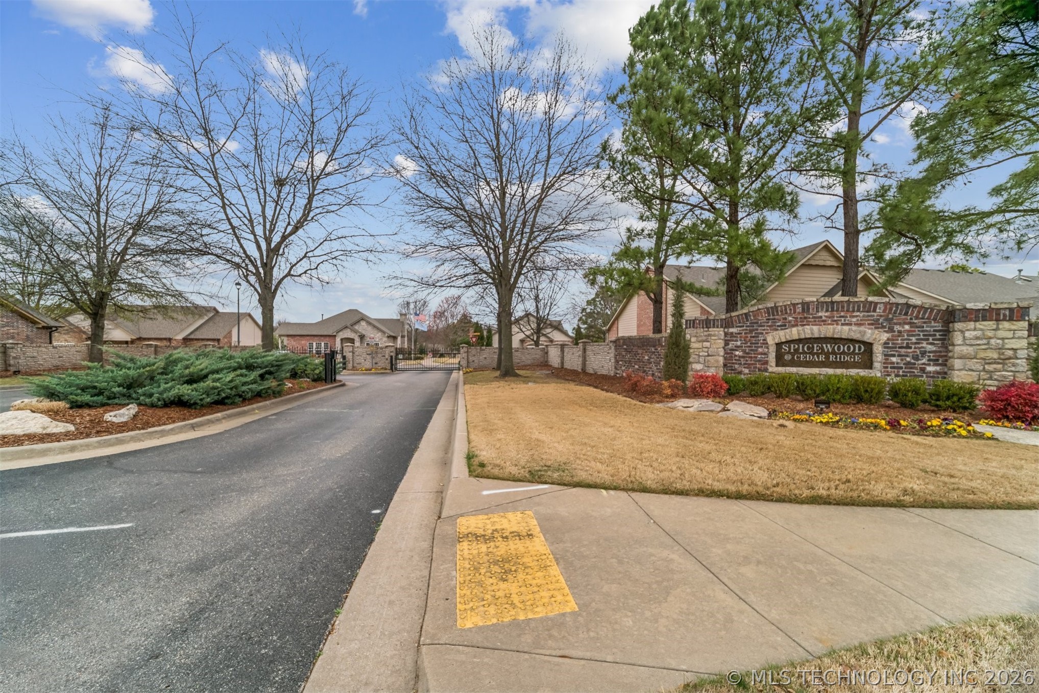 5011 W Birmingham Place Property Photo 31