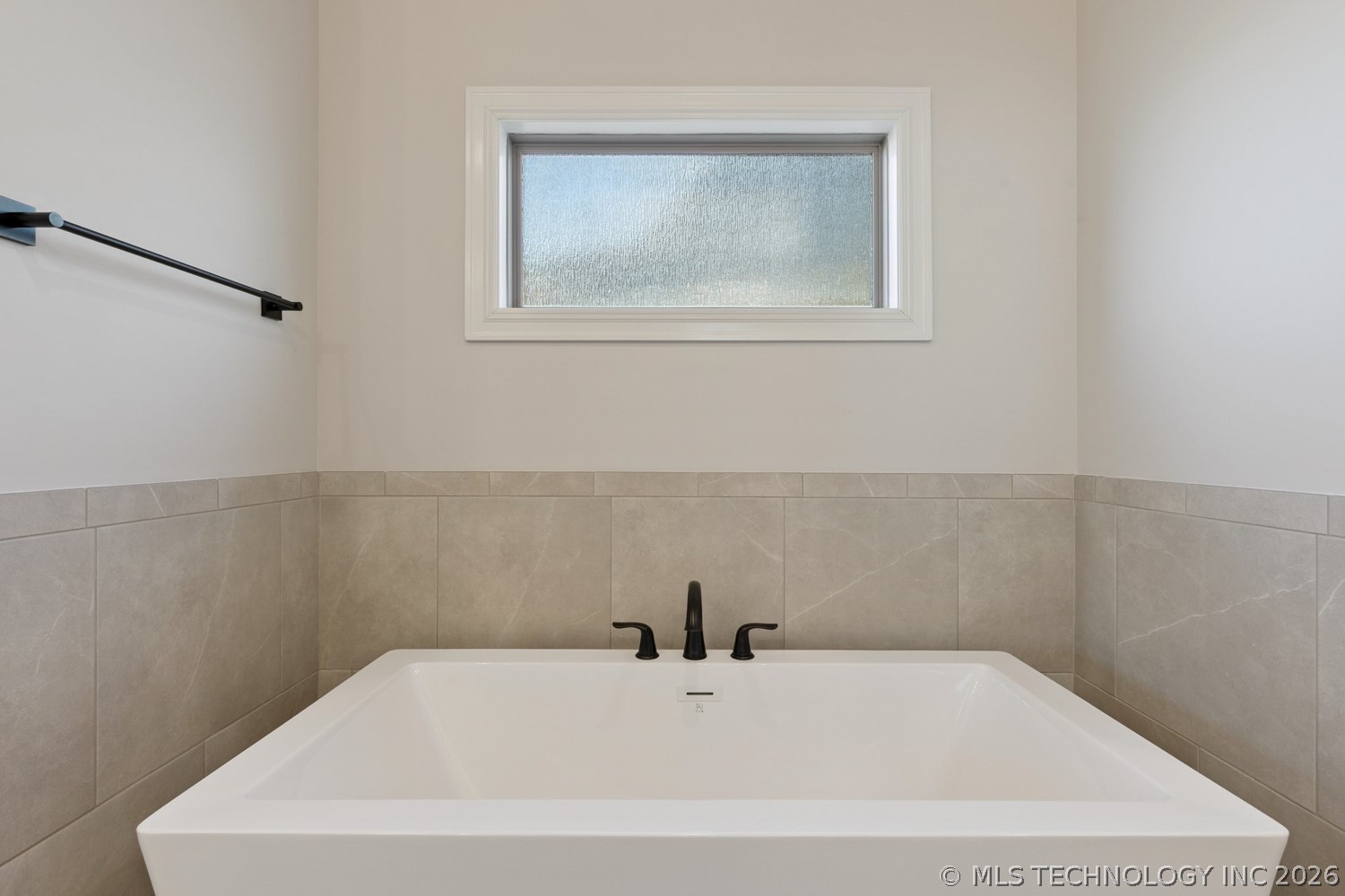14216 S Delaware Place S Property Photo 27