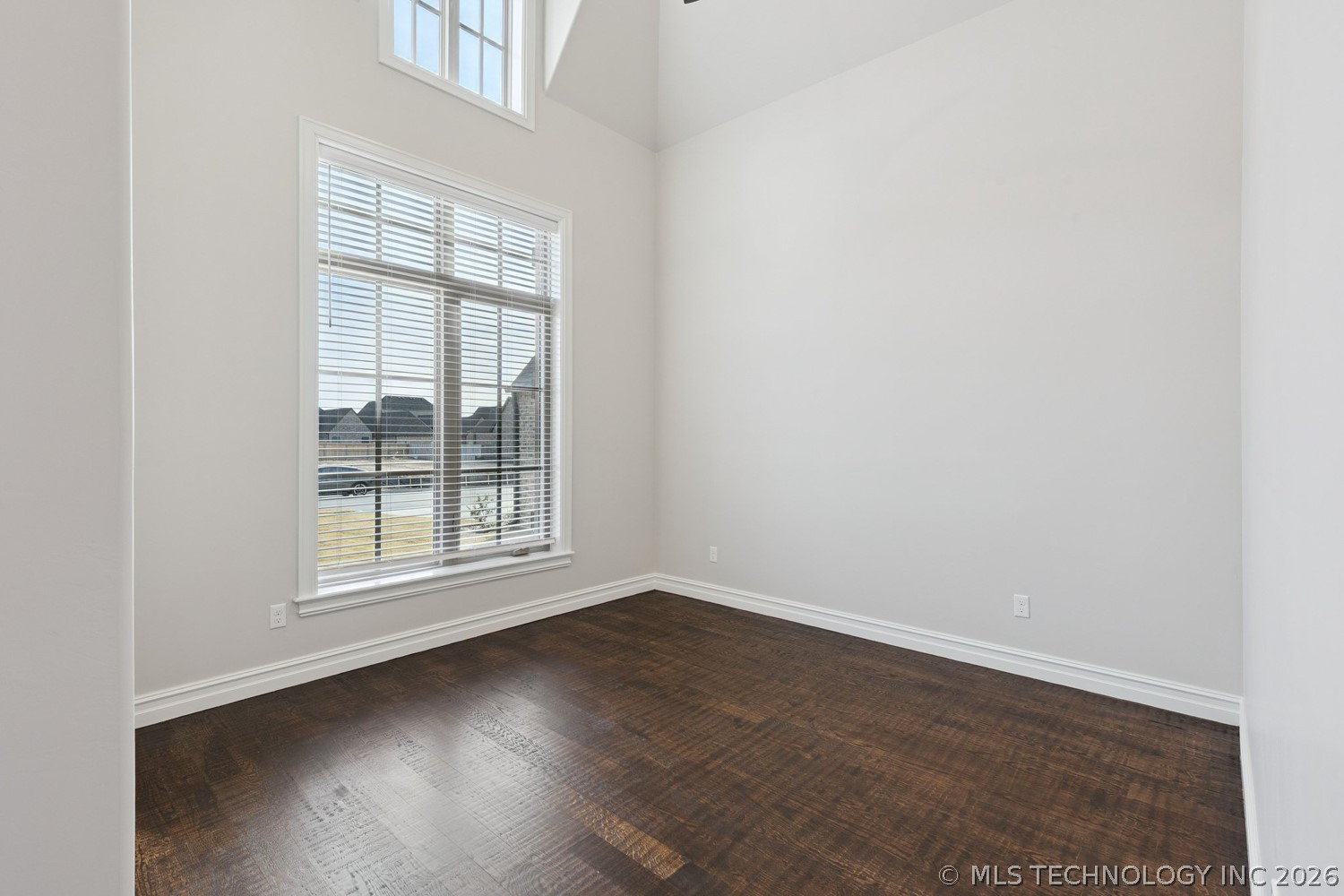 14216 S Delaware Place S Property Photo 31
