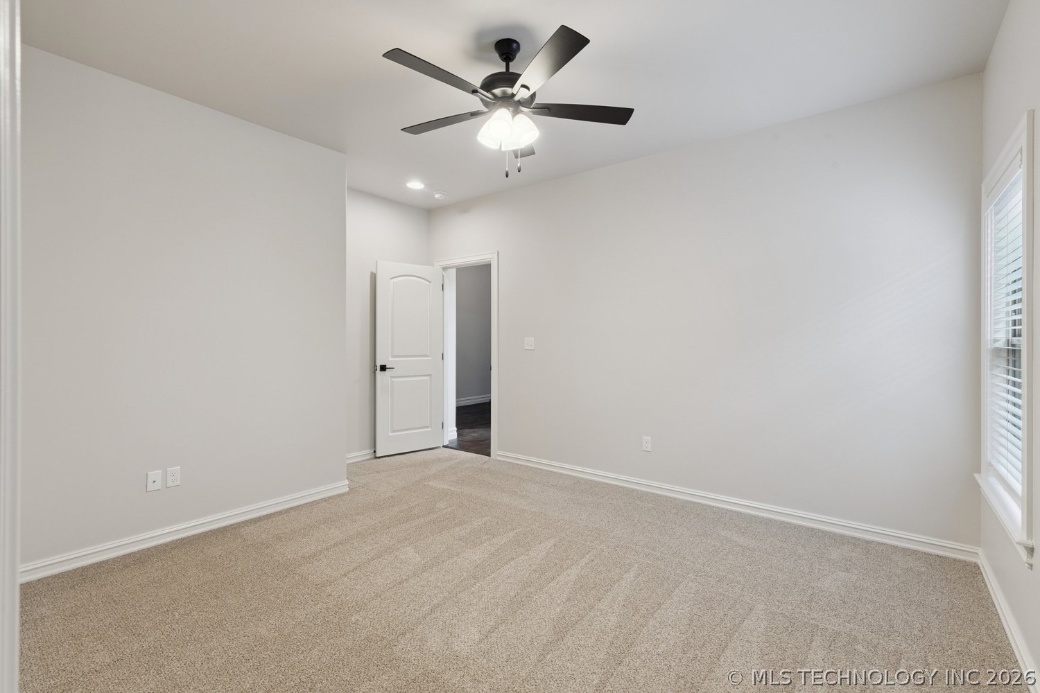 14216 S Delaware Place S Property Photo 35