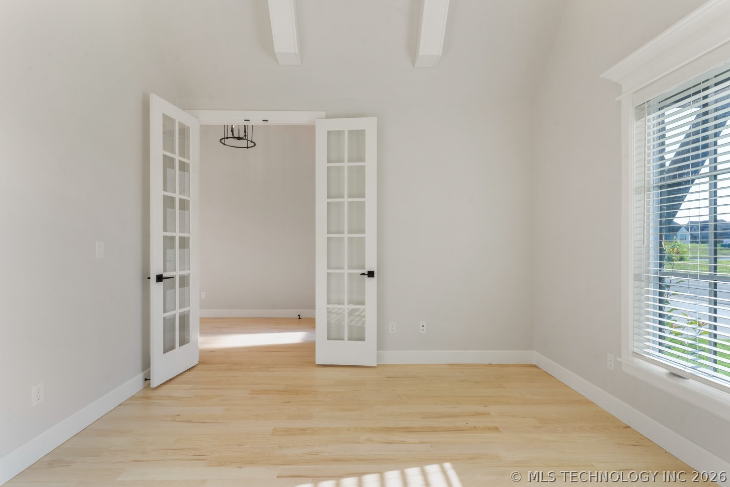 14230 S Delaware Place S Property Photo 5