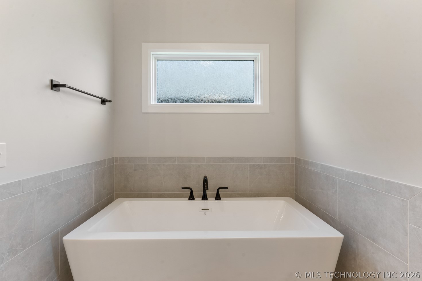 14230 S Delaware Place S Property Photo 27
