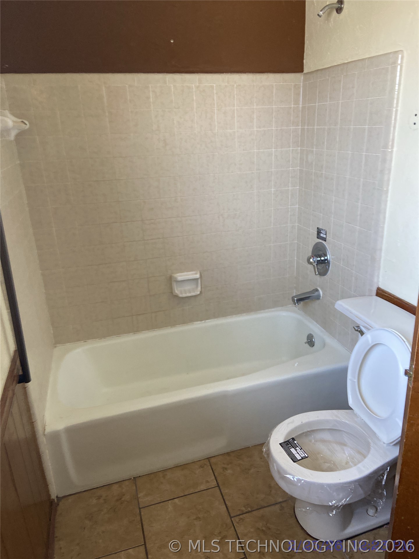 6416 S 111th East Avenue Property Photo 10
