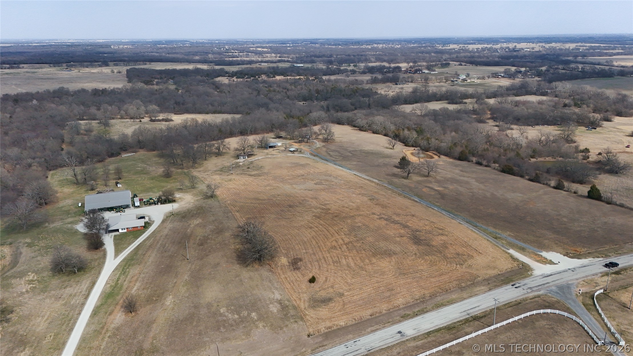 8528 County Road 1570 Property Photo 5