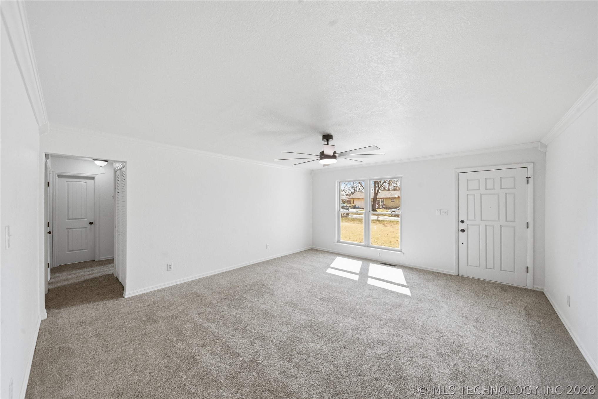 265 E Glenpool Boulevard Property Photo 5