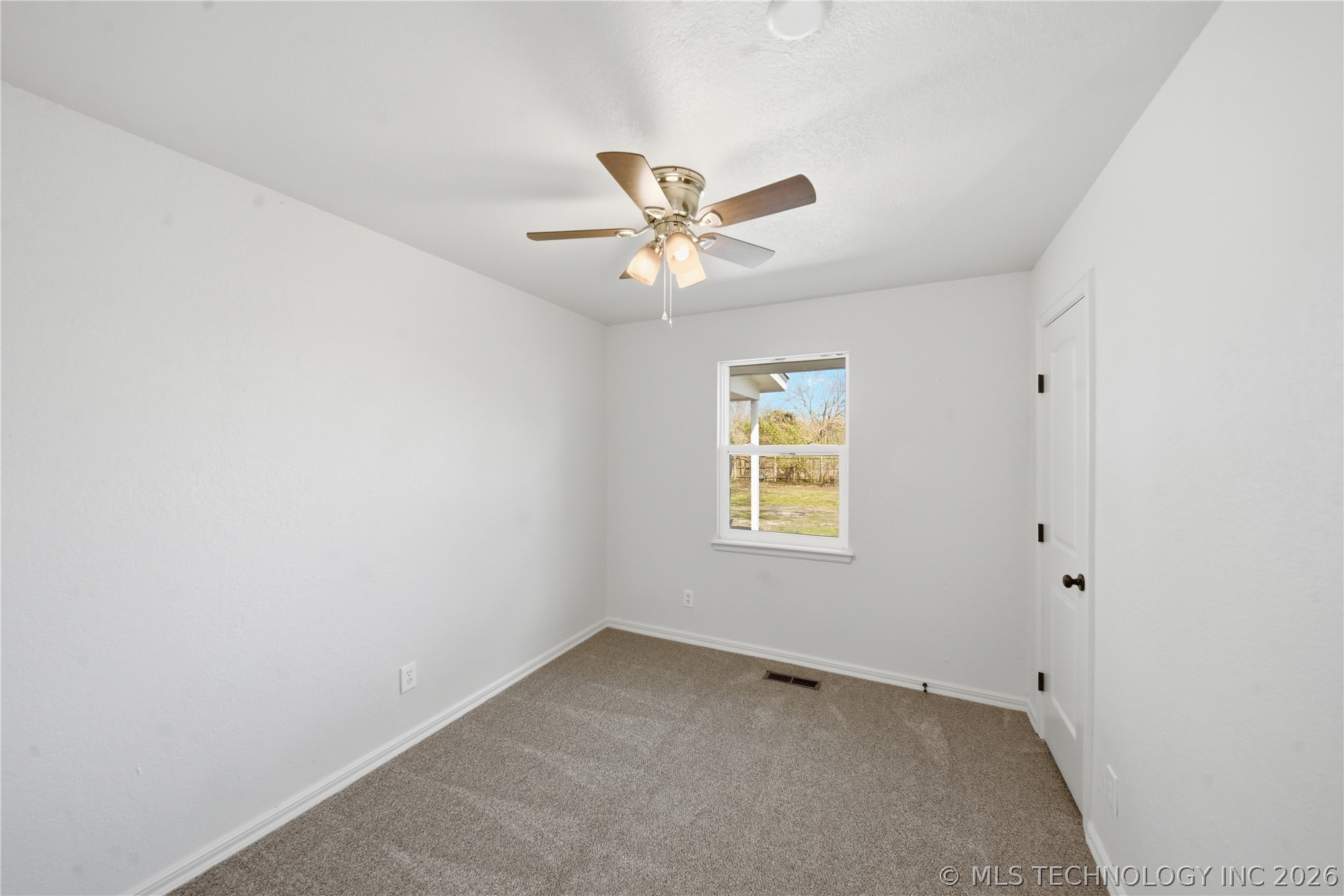 265 E Glenpool Boulevard Property Photo 18