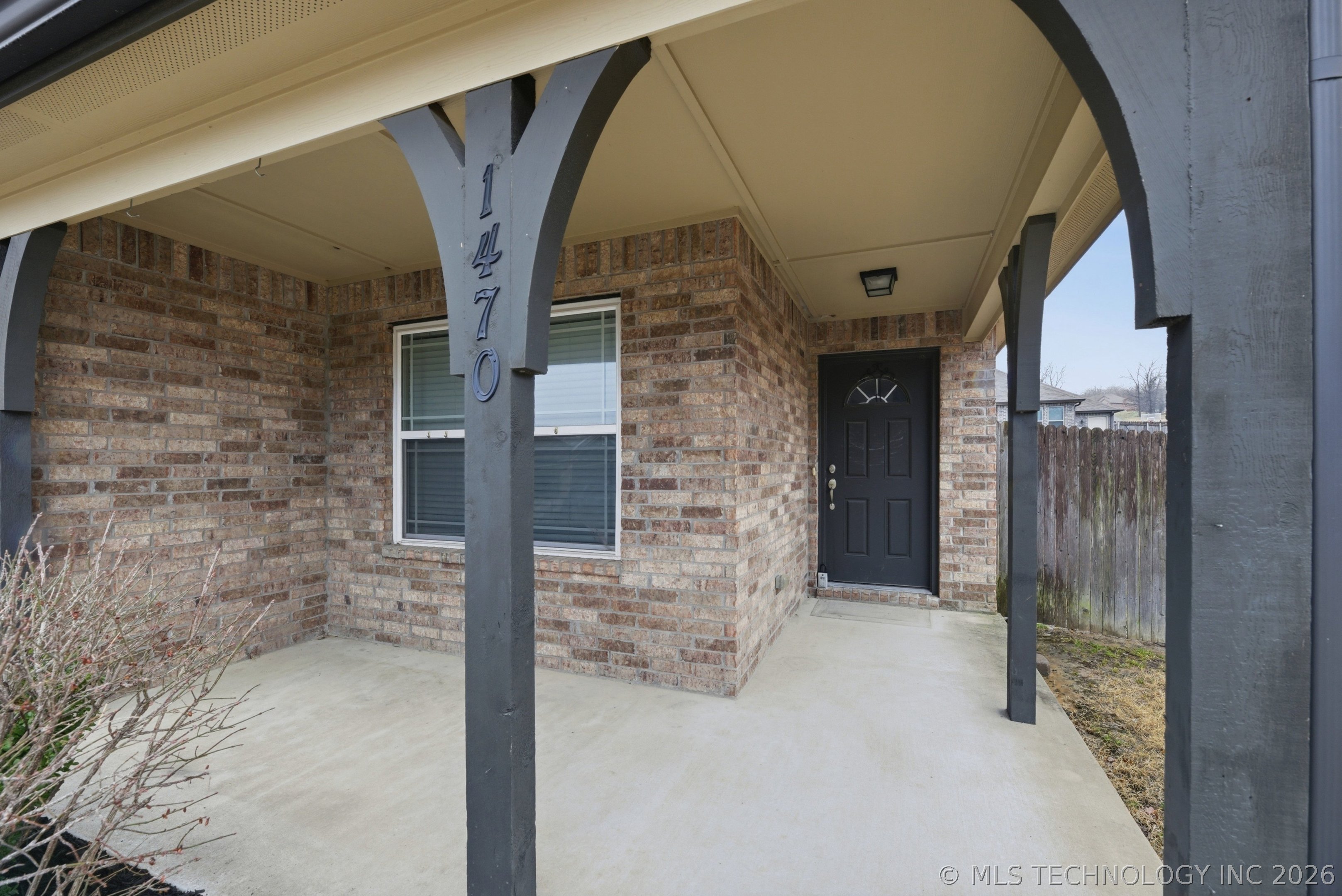 1470 W Burnham Avenue Property Photo 3