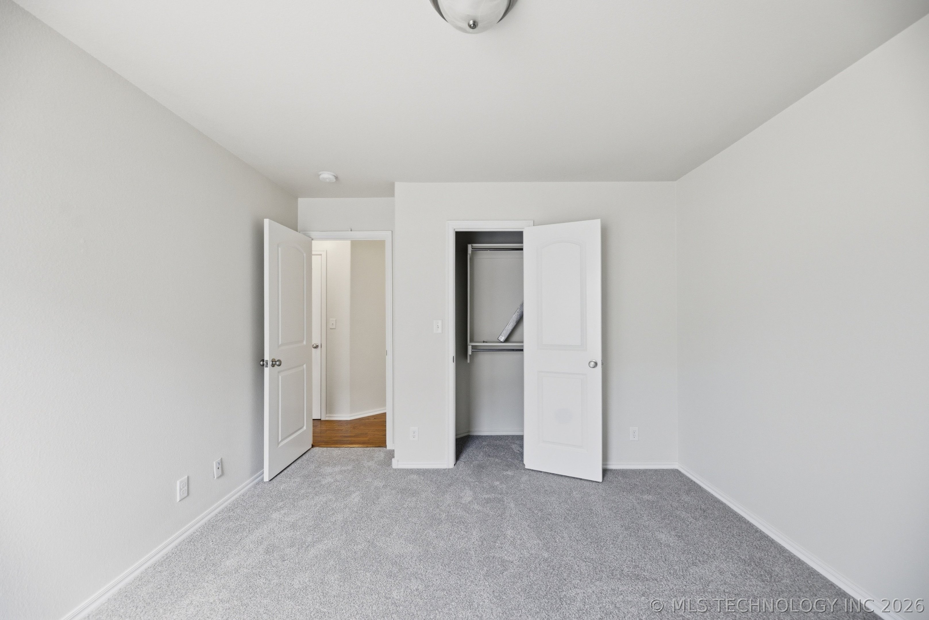 1470 W Burnham Avenue Property Photo 21
