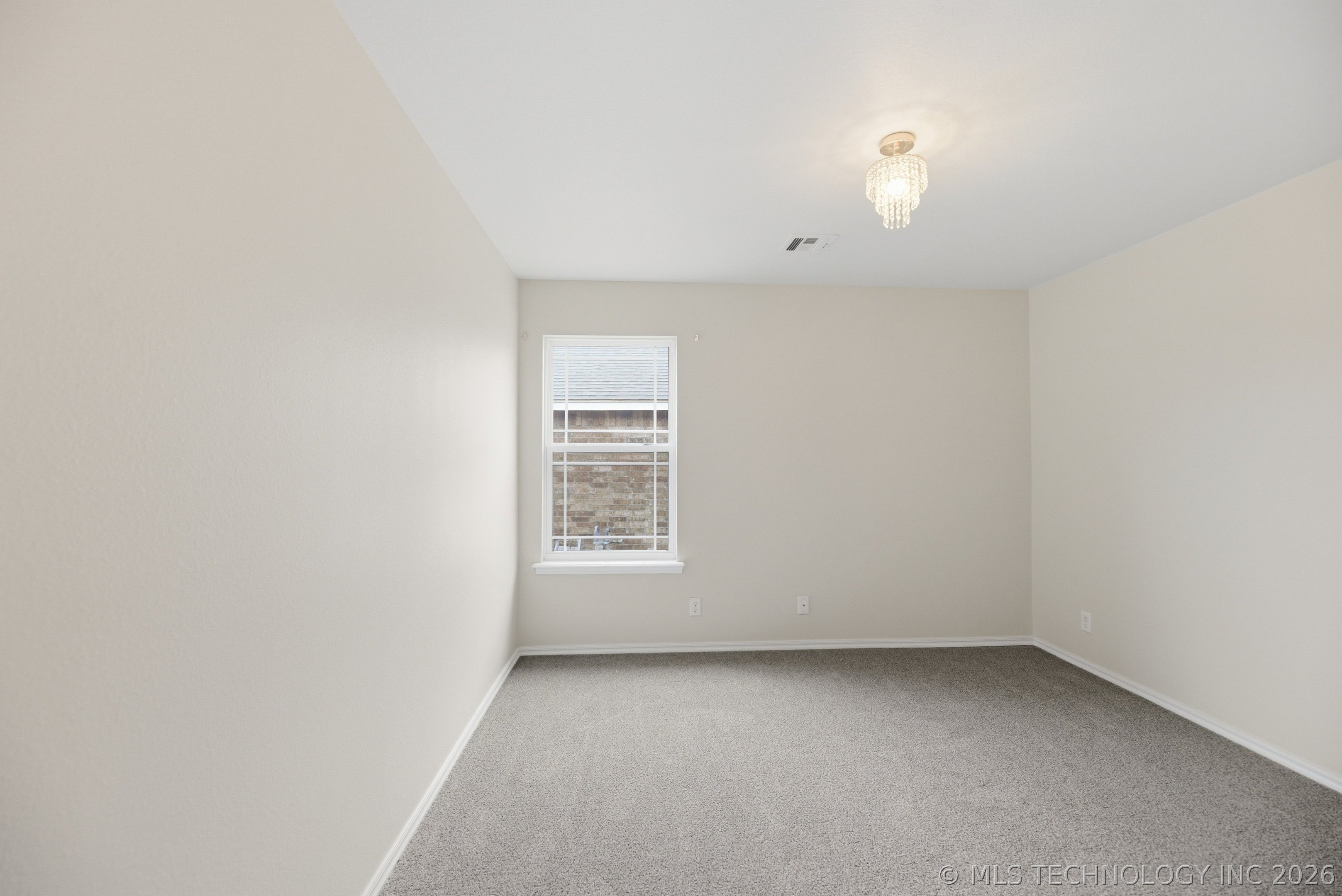 1470 W Burnham Avenue Property Photo 22