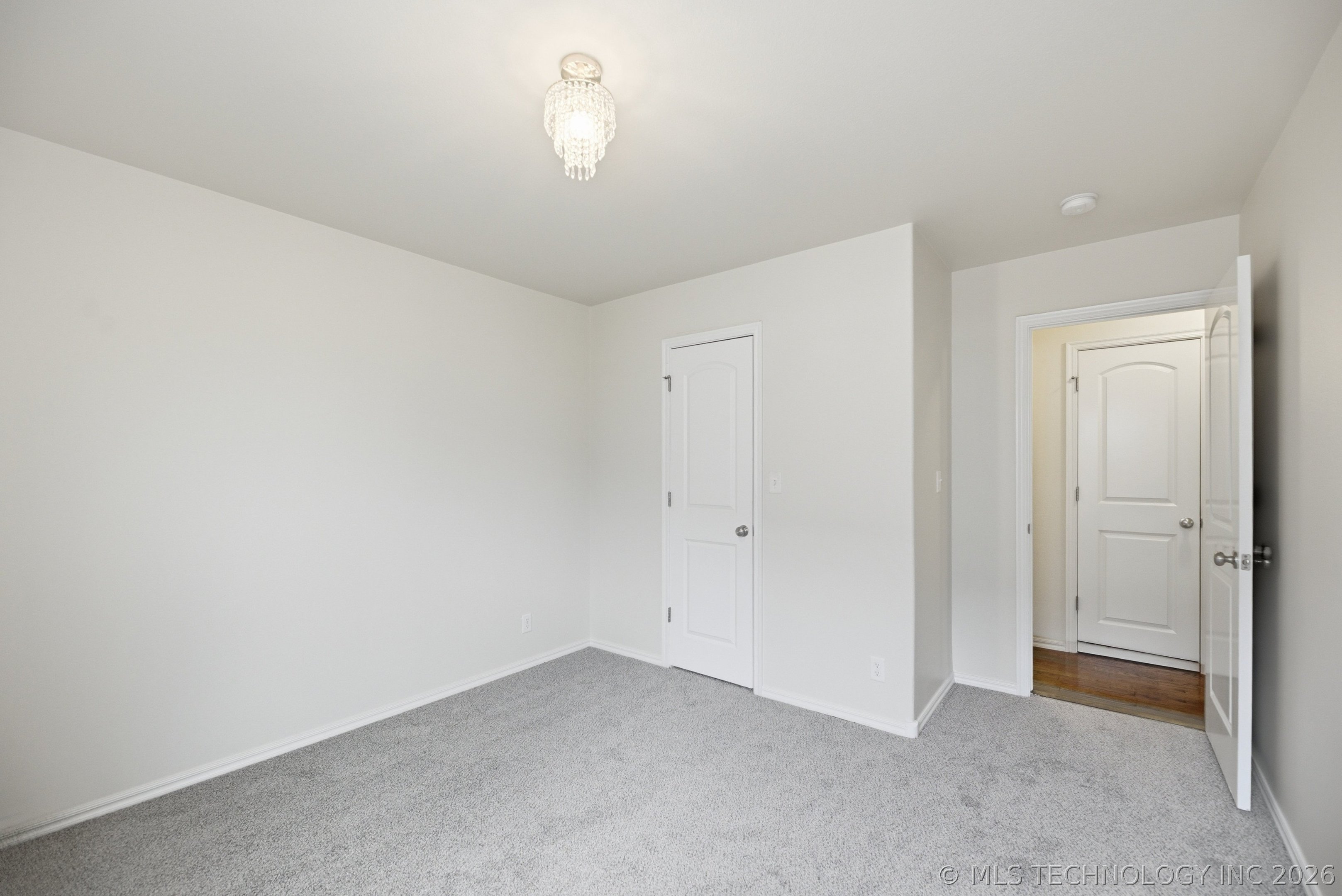 1470 W Burnham Avenue Property Photo 23