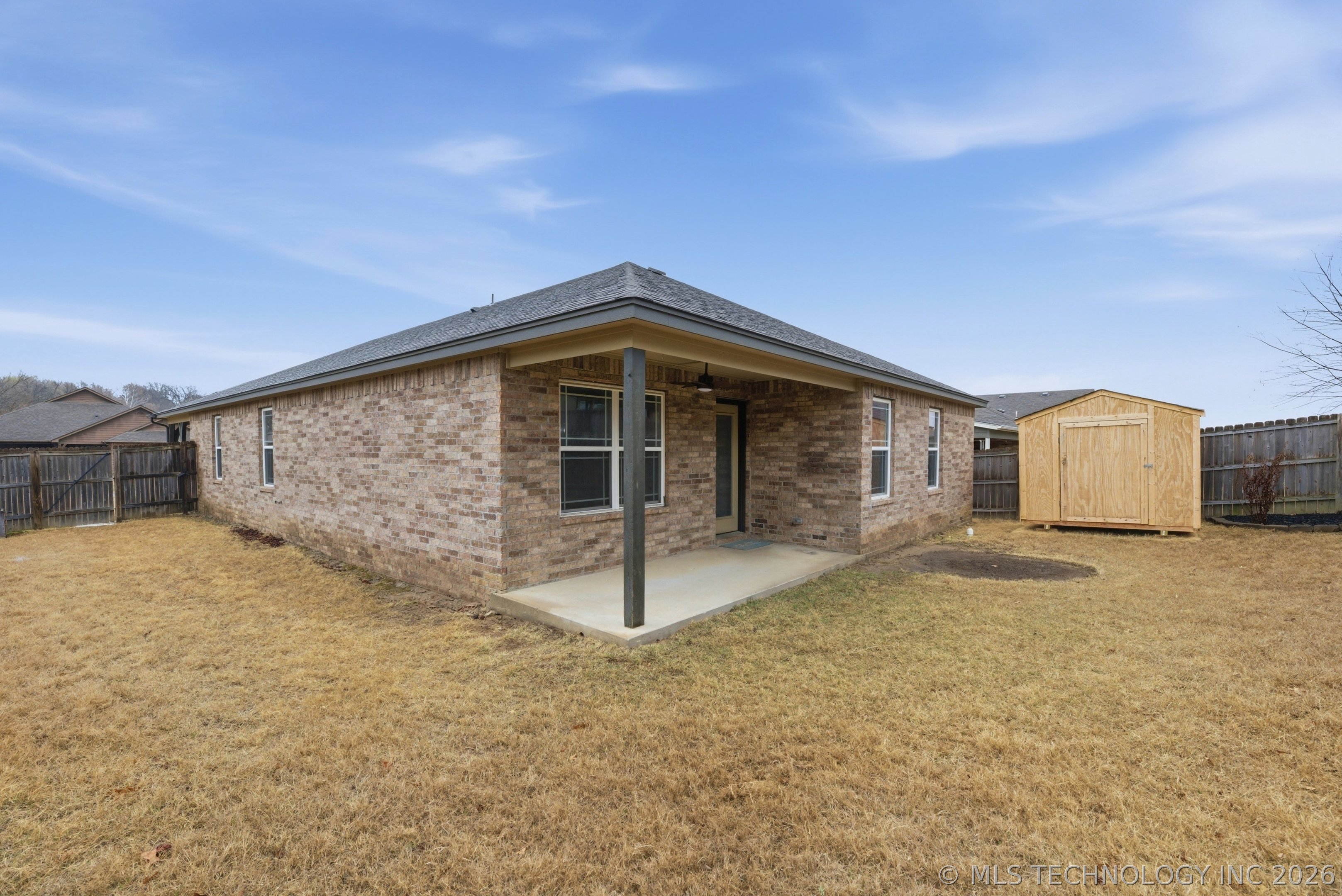 1470 W Burnham Avenue Property Photo 25