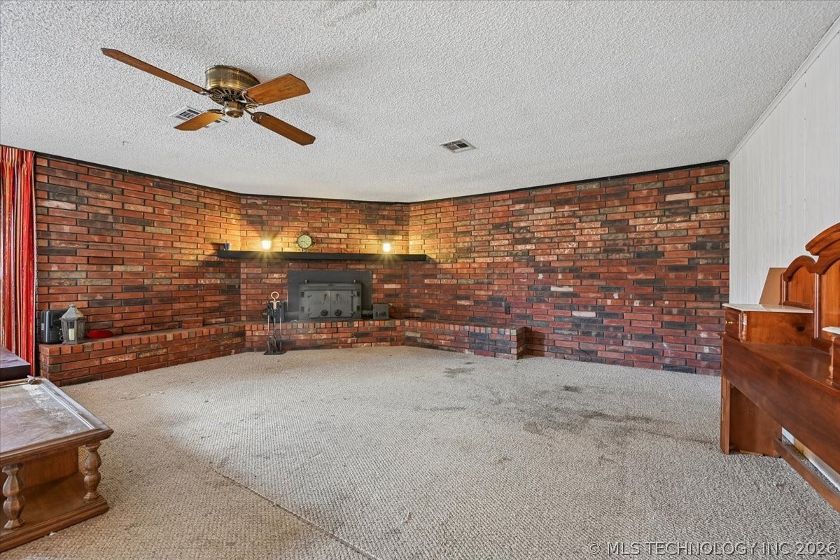 1611 N Boston Place Property Photo 12