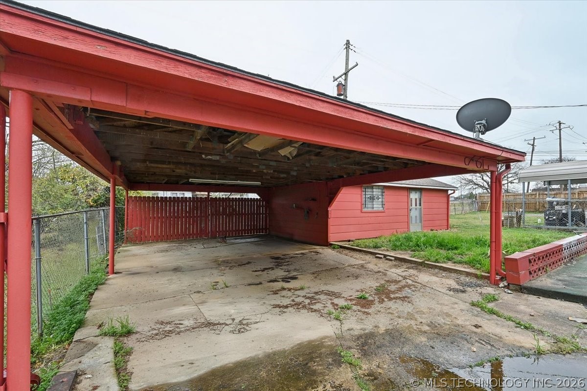 1611 N Boston Place Property Photo 24