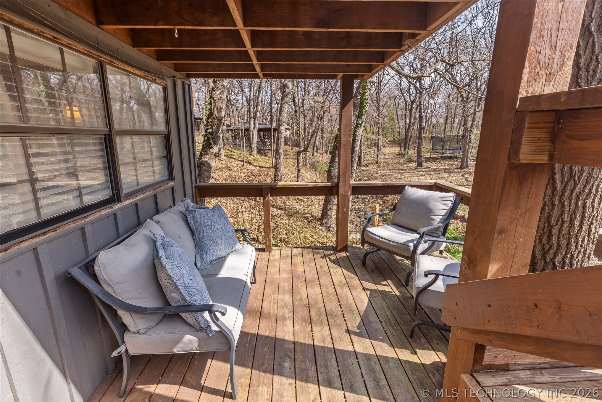 1404 Oakridge Property Photo 36
