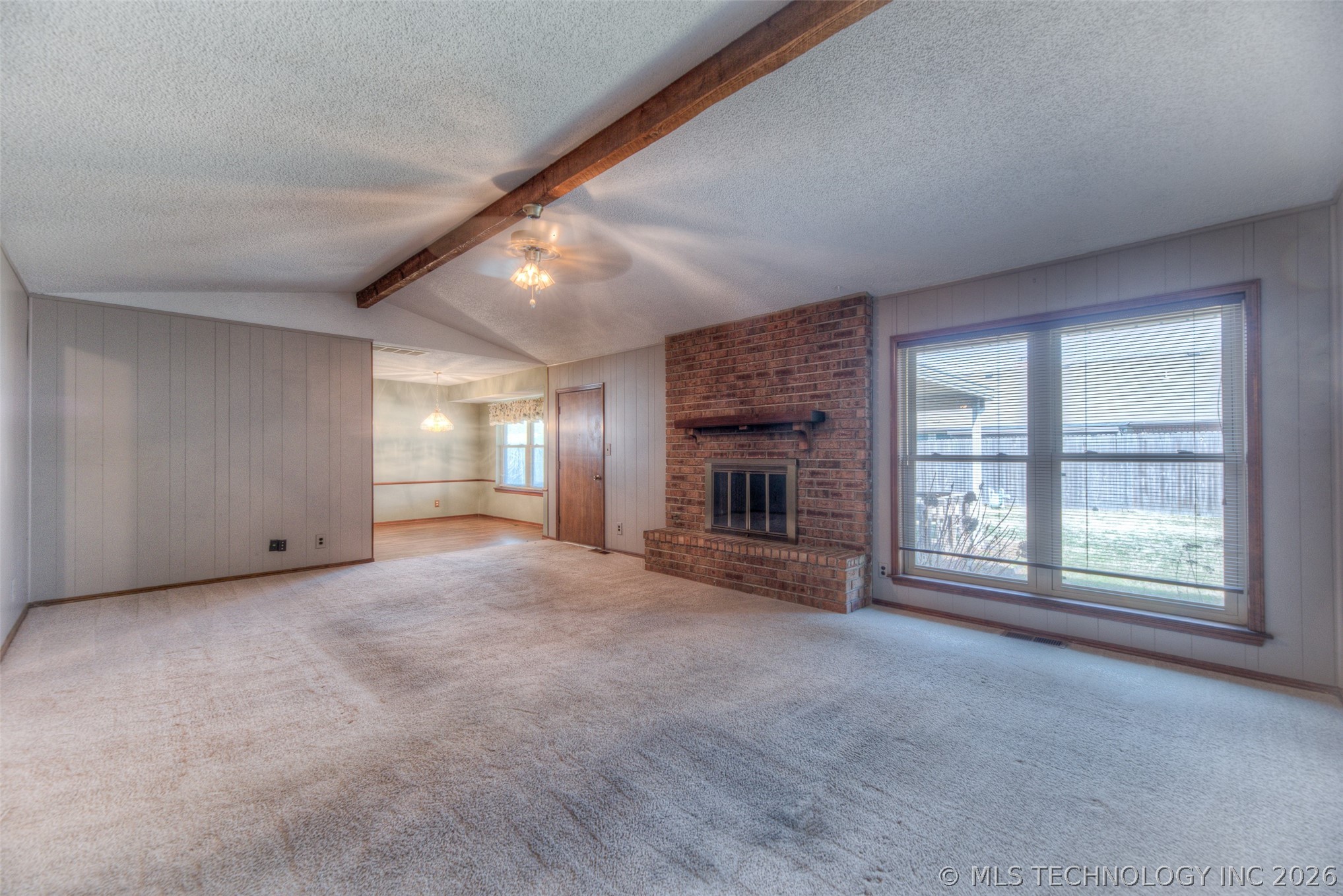 2220 W Memphis Place Property Photo 5
