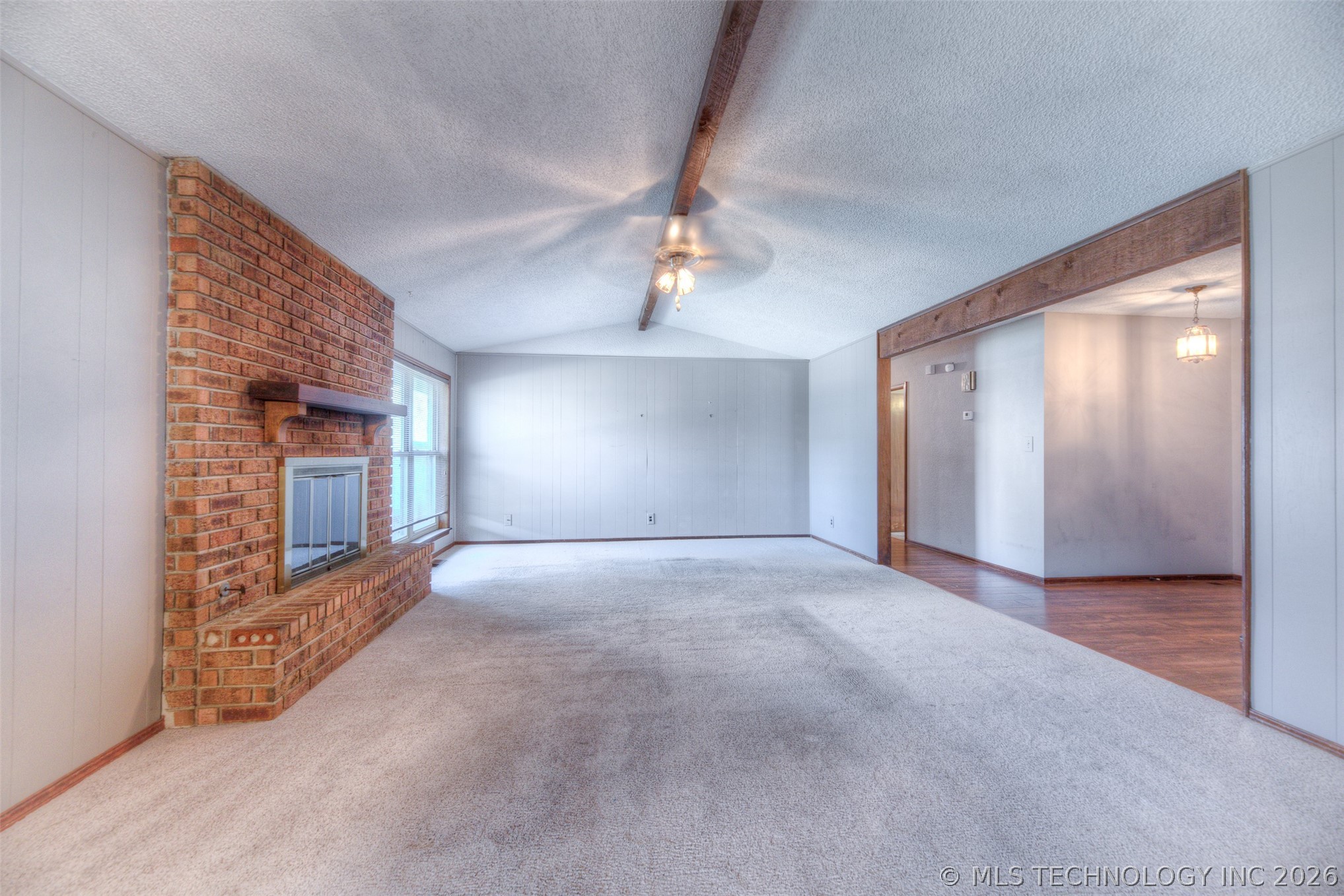 2220 W Memphis Place Property Photo 6