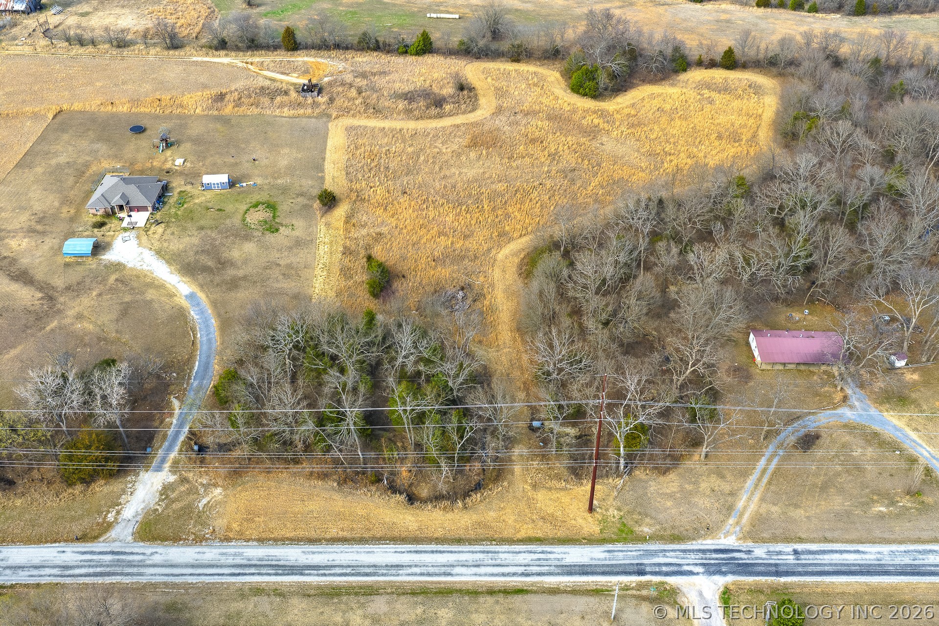 11190 County Road 1510 Property Photo 5