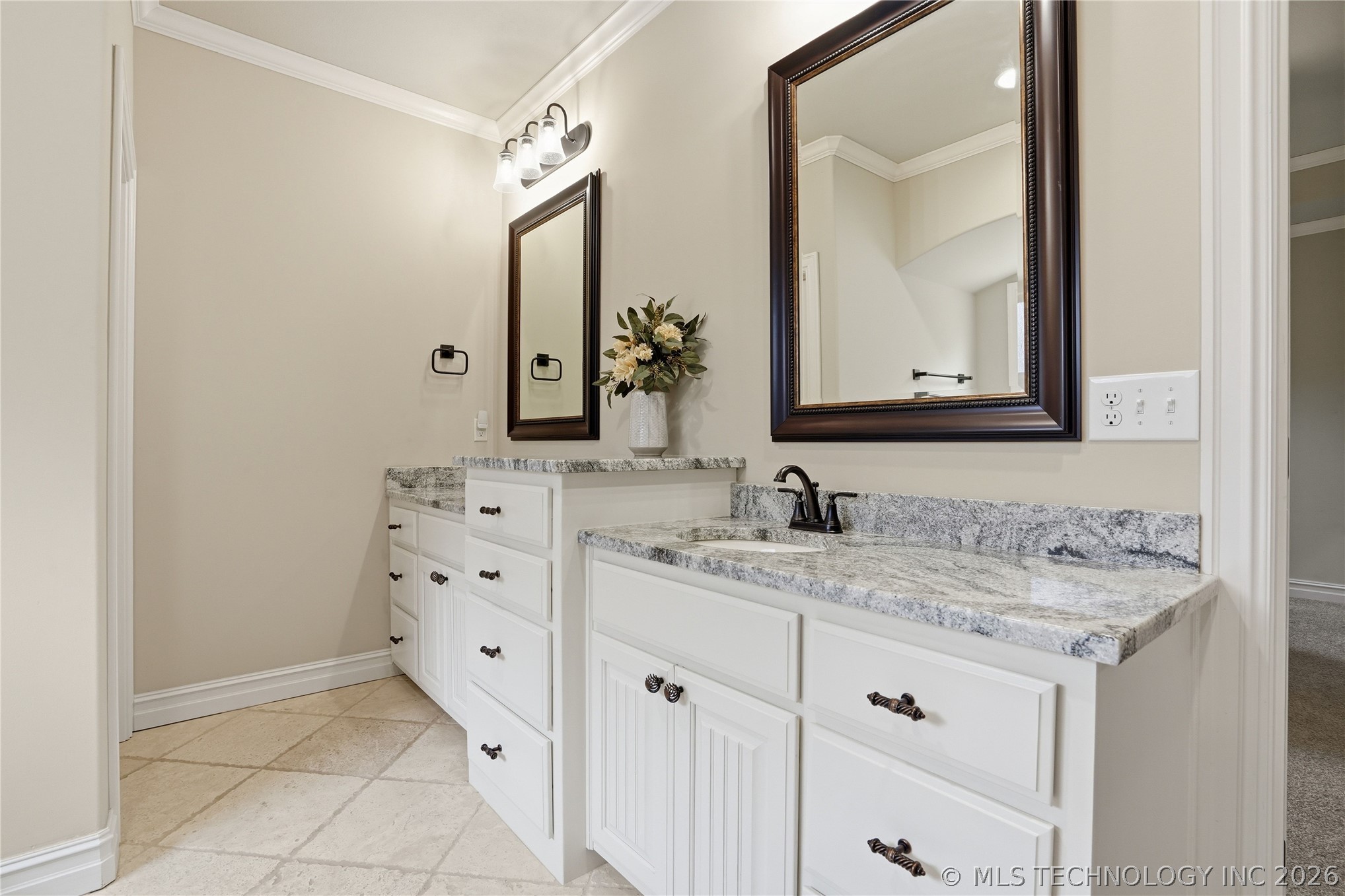 7917 N 146th East Avenue Property Photo 24