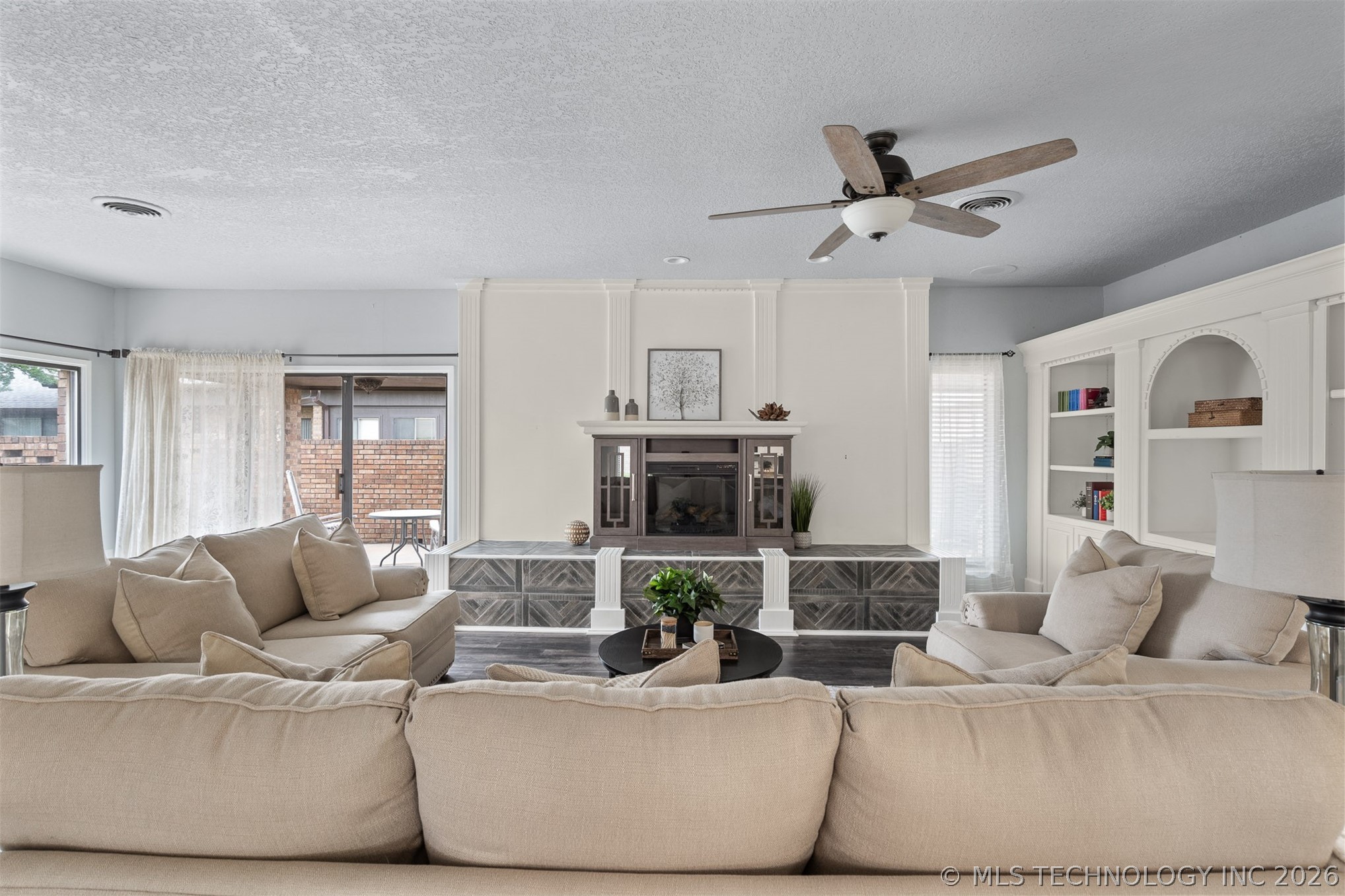 58 Overland Route Property Photo 6