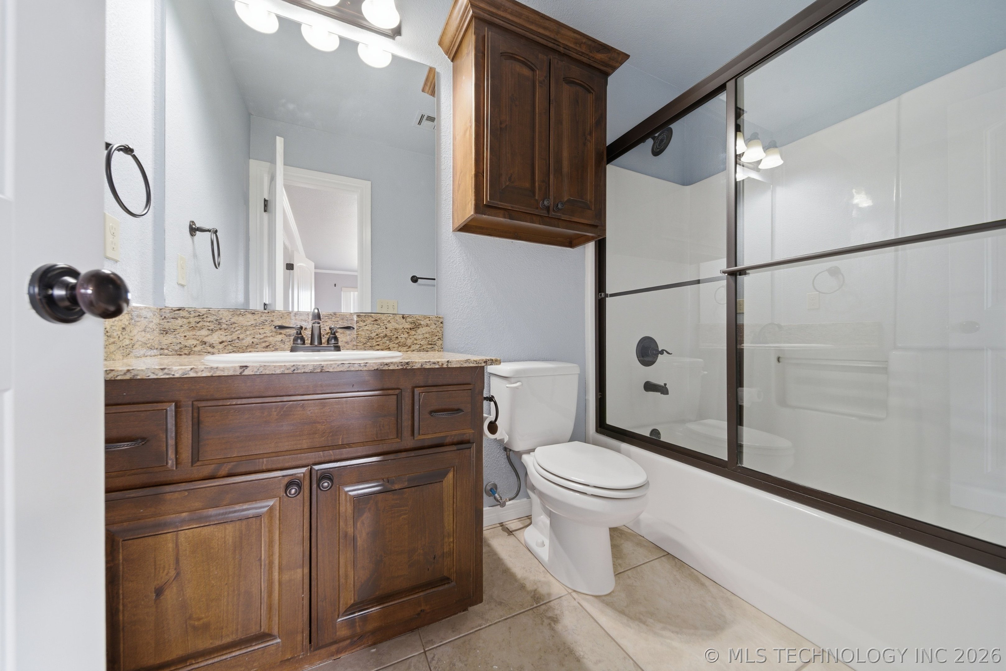 8922 N 143rd East Avenue Property Photo 28