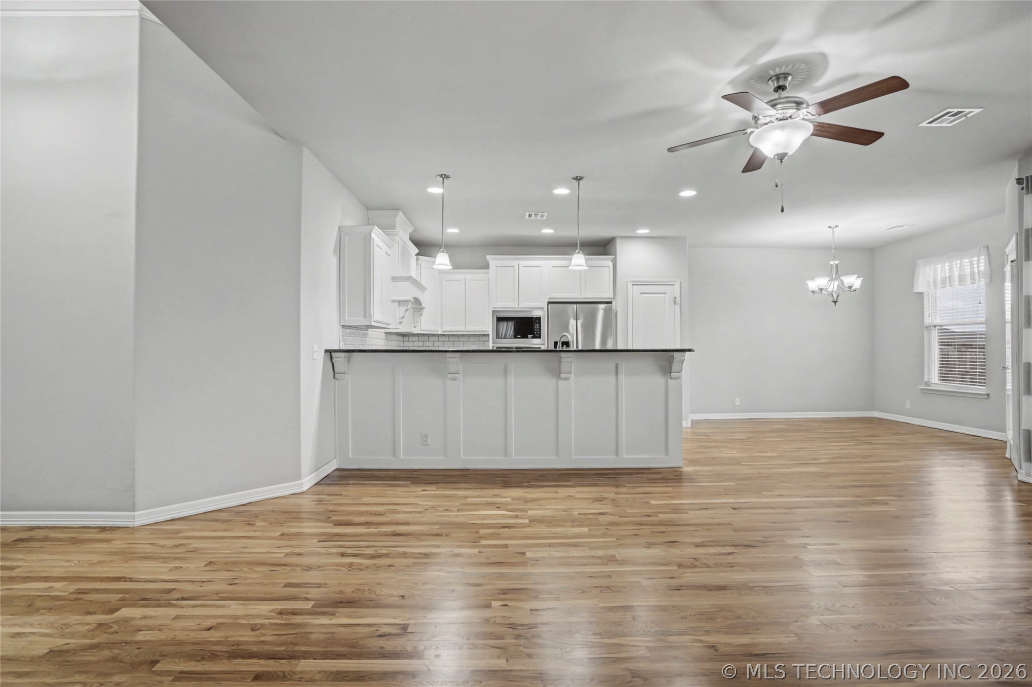 7311 E Oak Ridge Street Property Photo 5