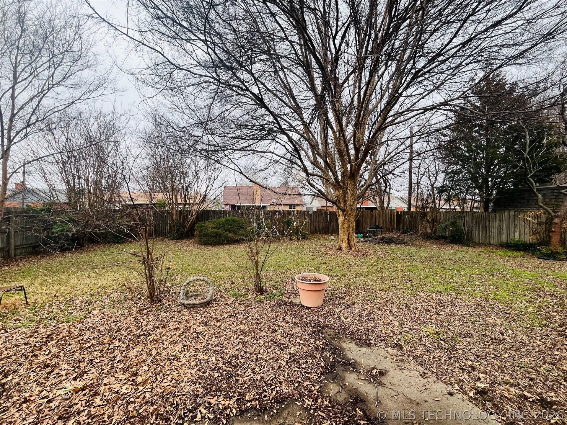 9203 E 40th Street Property Photo 2