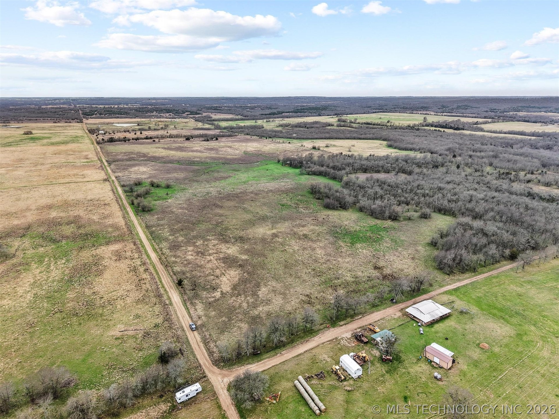 0000 N 3990 Road Property Photo 2