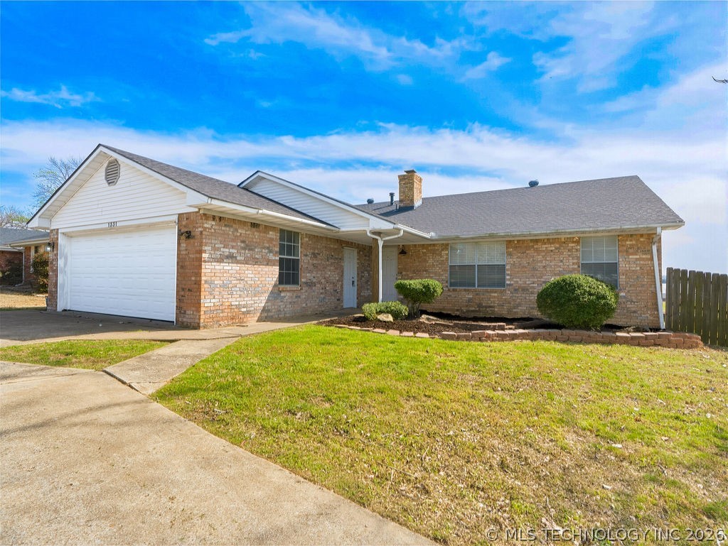 1331 Mockingbird Property Photo 1