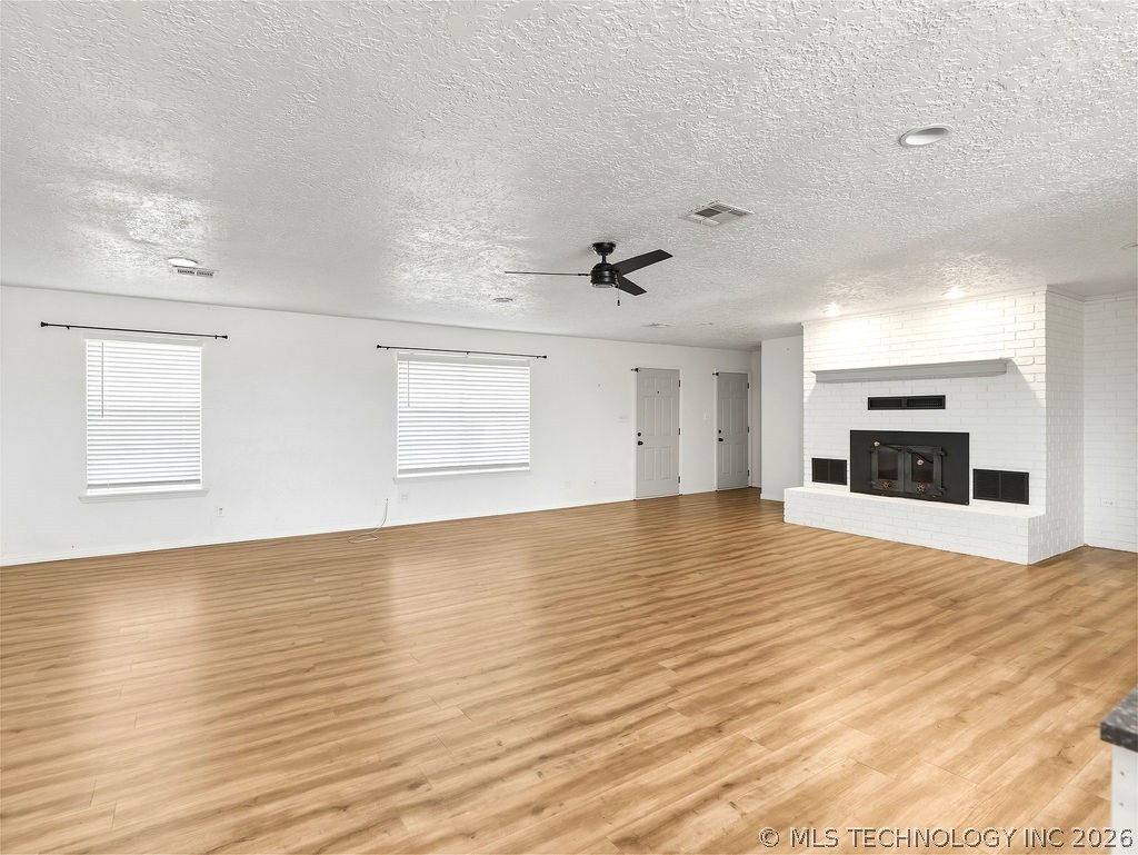 1331 Mockingbird Property Photo 3