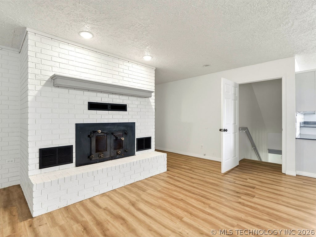 1331 Mockingbird Property Photo 6