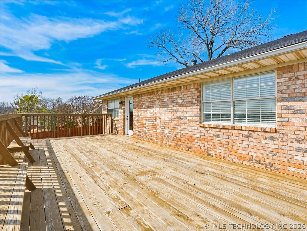 1331 Mockingbird Property Photo 10