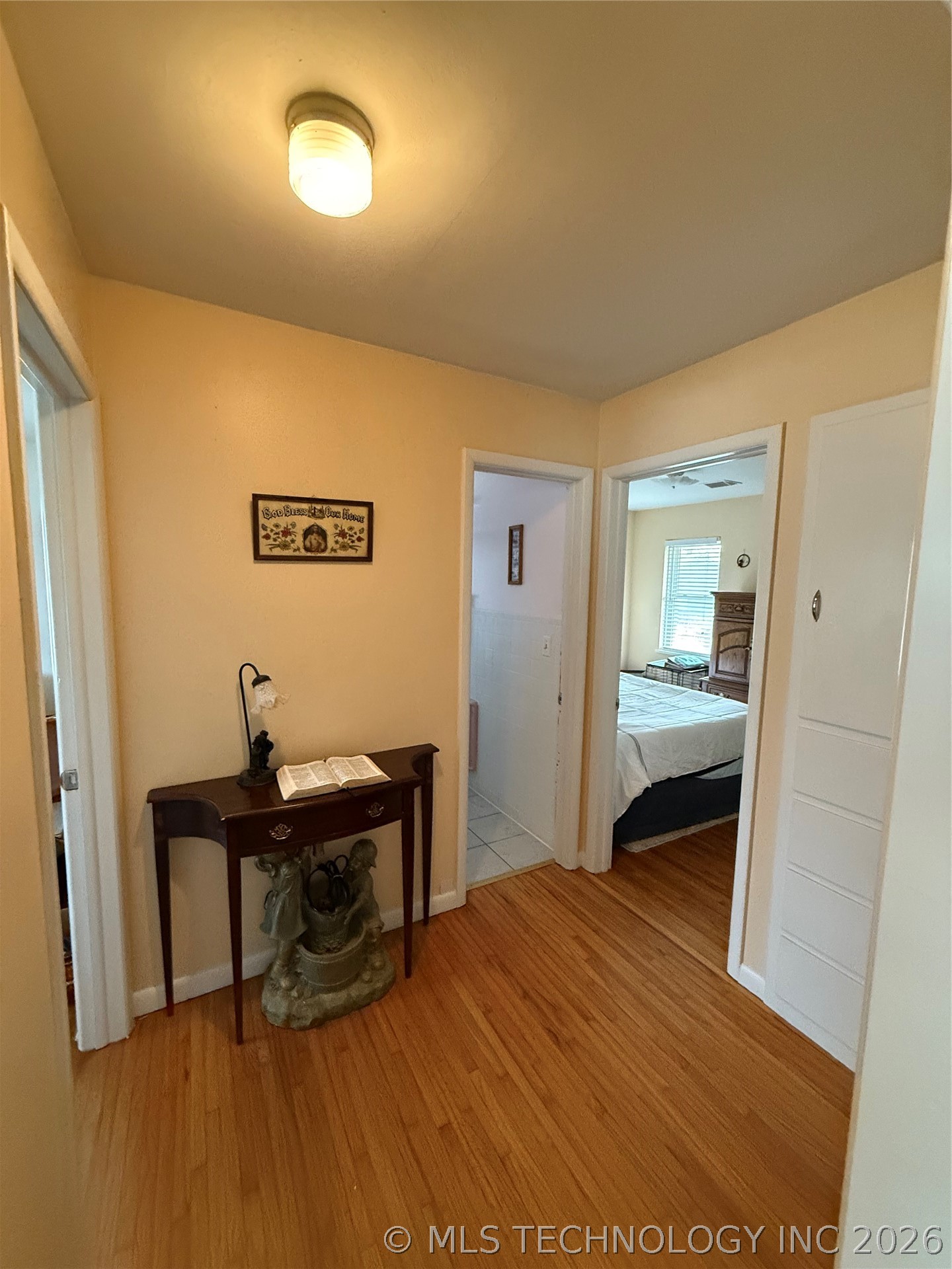 1217 E 9th Street Property Photo 14